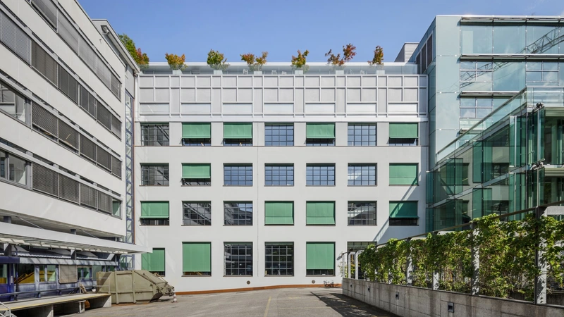 Fassade Tagesanzeiger Innenhof Stauffacherquai 8 Zürich