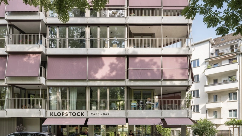 Klopstock 4 Westfassade mit Sonnenschutz