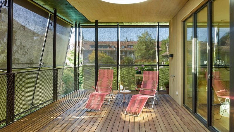 Mehrfamilienhaus-Muristrasse-Markisen-SUNLUX-6011