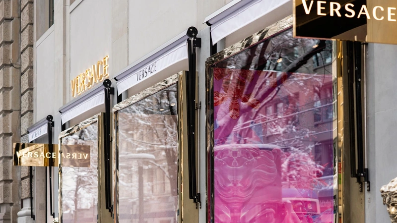 Versace-store