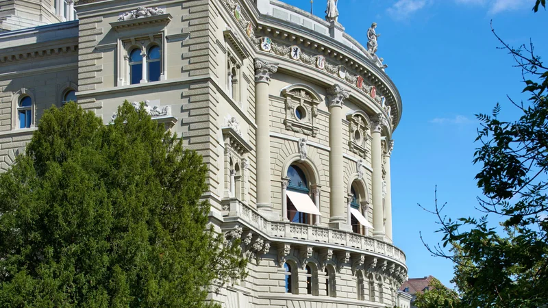 bundeshaus_ref2