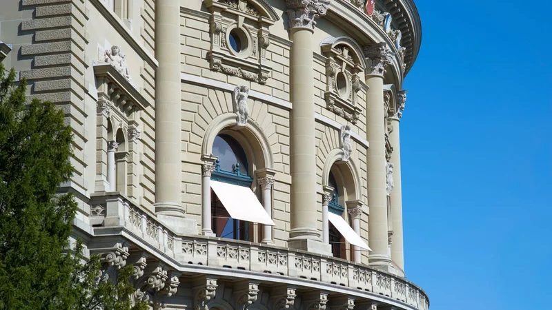 bundeshaus_ref3